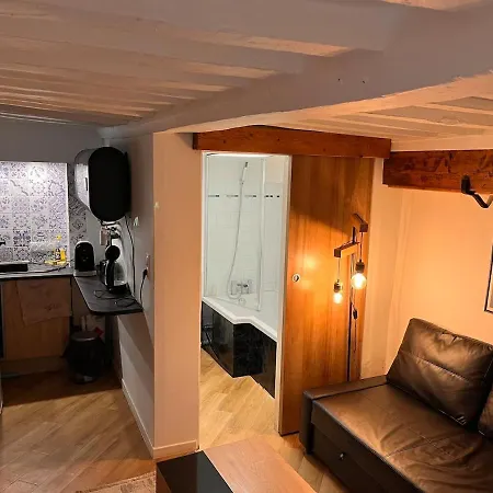 Apartment L 'iris, Fraichement Renove Rdc Sur Cour Interieur - Hyper Centre *
